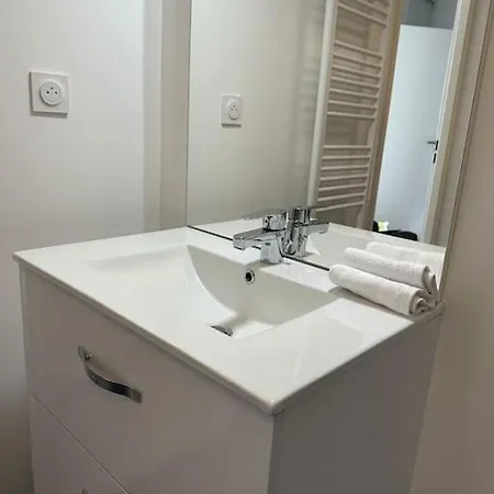 Vue Panoramique, Loggia Et Parking Inclus *