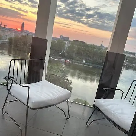 Vue Panoramique, Loggia Et Parking Inclus